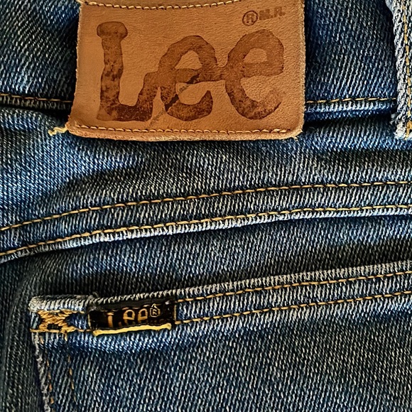 Vintage Lee Riders - High Rise Medium Wash Blue Jeans, Size 12 - Picture 3 of 9